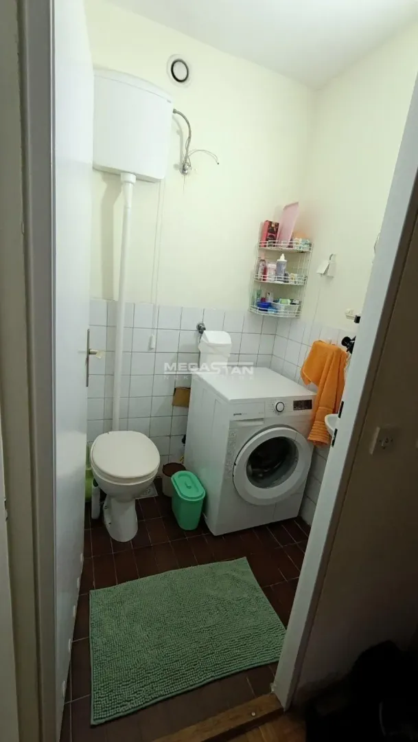 Prodaja, trosoban stan, 85m², Novi Beograd Blok 71, Novi Beograd Sve Podlokacije