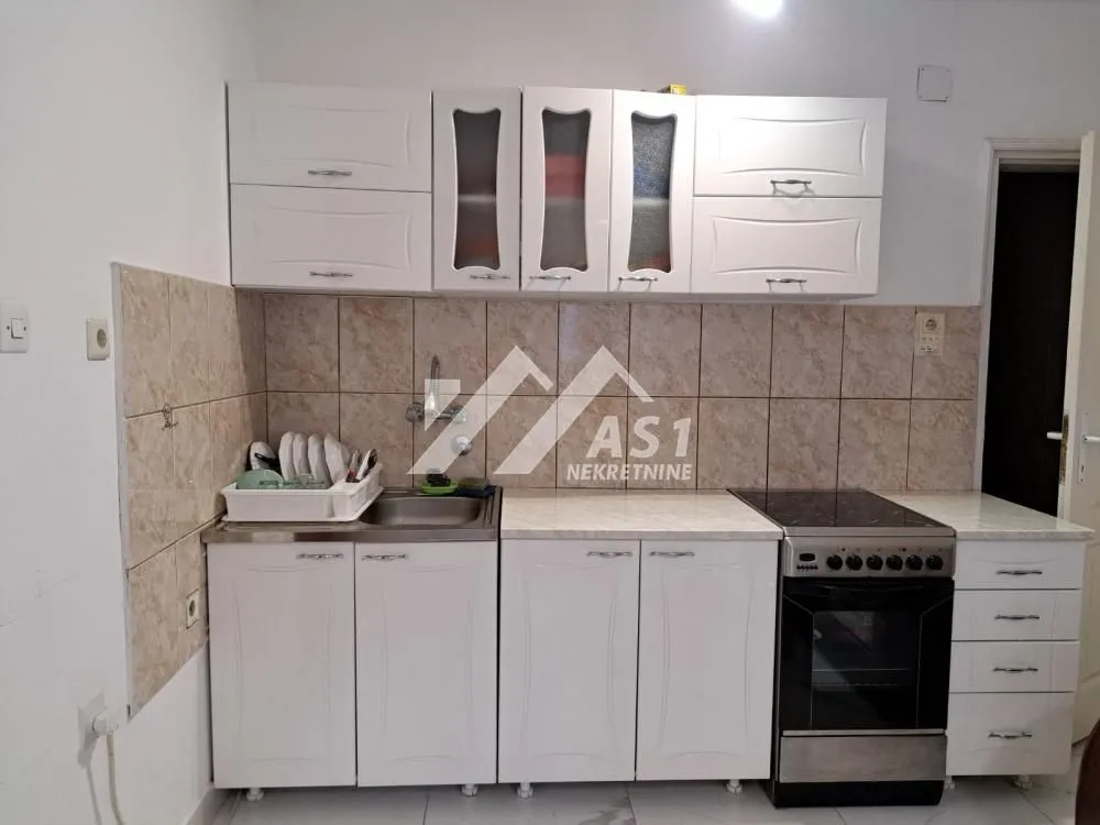 Izdavanje, jednosoban stan, 40m², Novi Sad Sve Podlokacije, Novi Sad