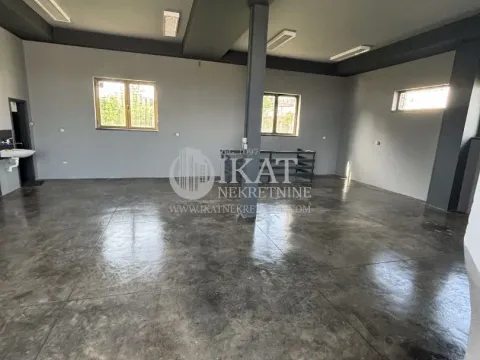 Rent, office space, 1212m², Pančevo, Srbija