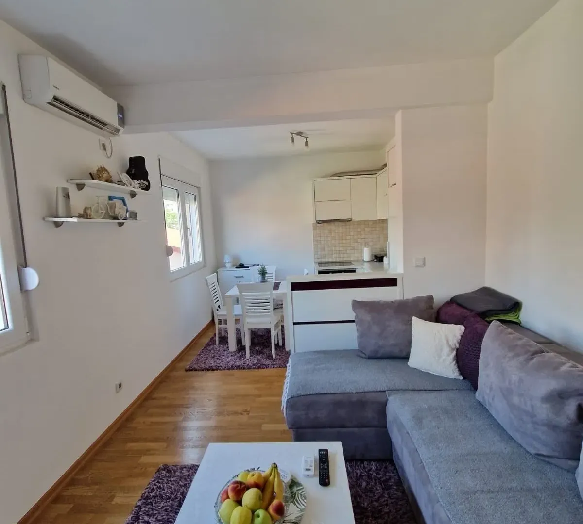 Rent, one bedroom apartment, 45m², Drač, Podgorica
