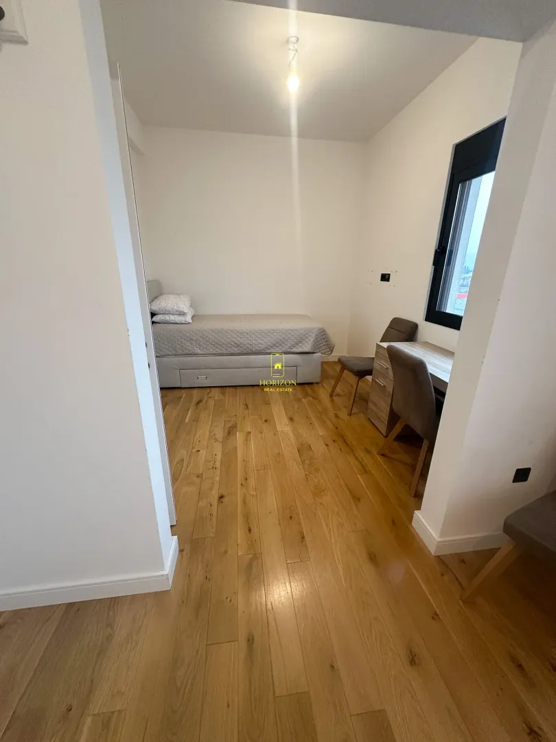 Rent, office space, 180m², Gornja Gorica, Podgorica