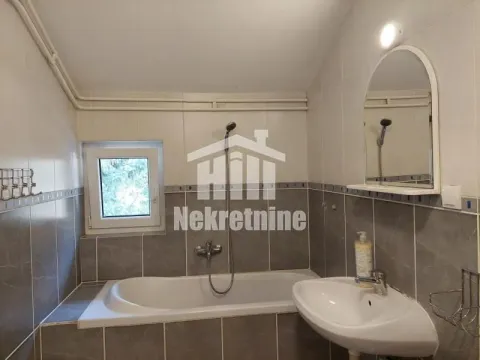 Izdavanje, trosoban stan, 100m², Petlovo Brdo, Beograd - image 13