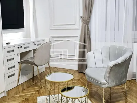 Izdavanje, trosoban stan, 107m², Tašmajdan, Palilula Sve Podlokacije - image 5