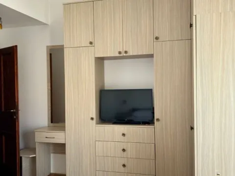 Izdavanje, dvosoban stan, 120m², Seljanovo, Tivat - image 4
