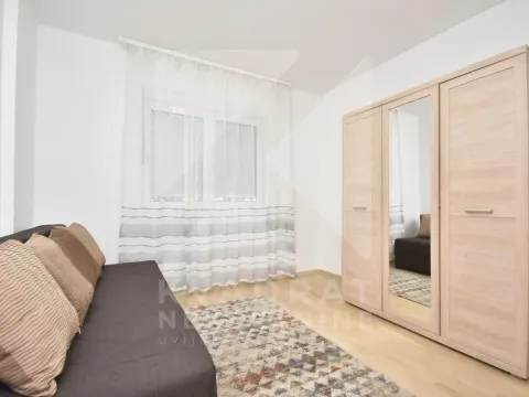 Izdavanje, jednosoban stan, 46m², 1 maj, Podgorica - image 5