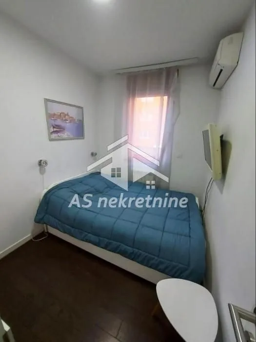 Rent, three bedroom apartment, 60m², Novi Beograd Blok 67, Novi Beograd Sve Podlokacije