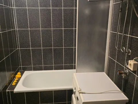 Izdavanje, dvosoban stan, 64m², Budva, Crna Gora - image 16