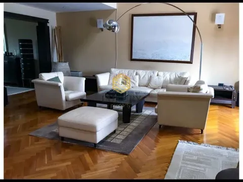 Prodaja, četvorosoban stan, 281m², Preko Morače, Podgorica - image 7