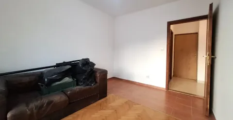 Izdavanje, dvosoban stan, 73m², Makedonsko naselje, Bar - image 18