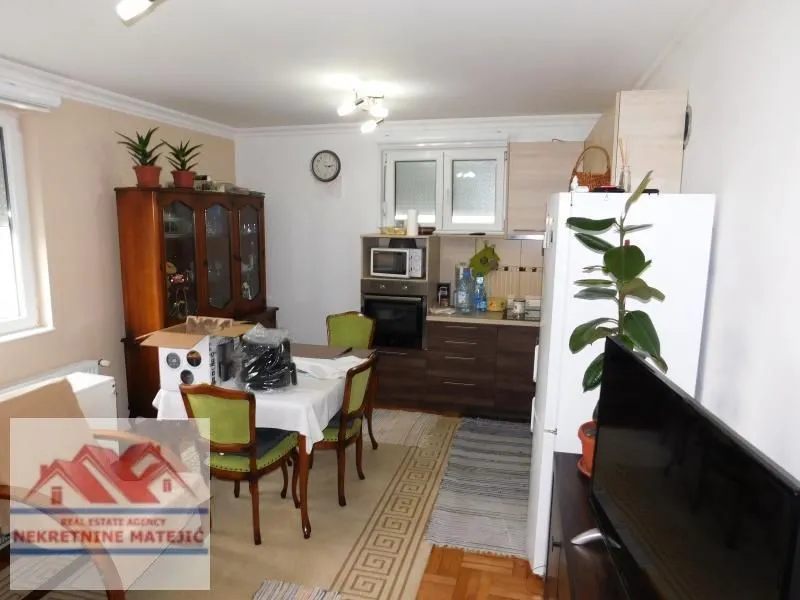 Prodaja, kuća, 160m², Grošnica, Kragujevac