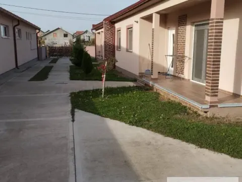 Prodaja, kuća, 90m², Centar, Stara Pazova - image 11