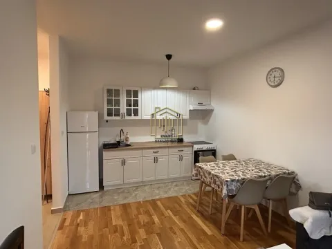 Izdavanje, jednosoban stan, 40m², Zabjelo, Podgorica - image 2