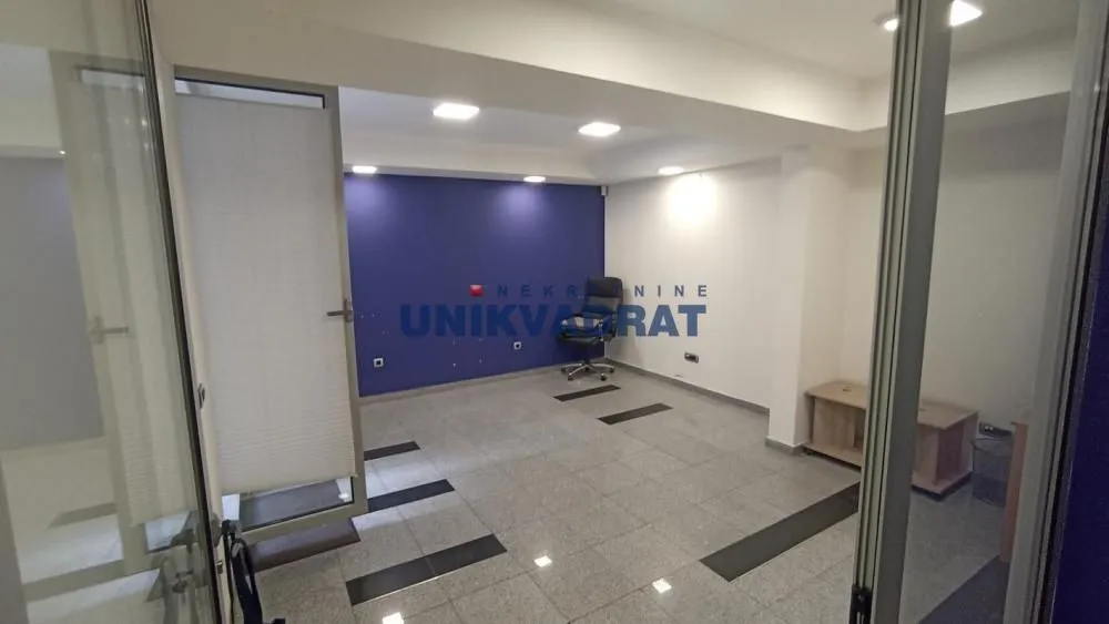 Rent, office space, 180m², Đeram Pijaca, Beograd
