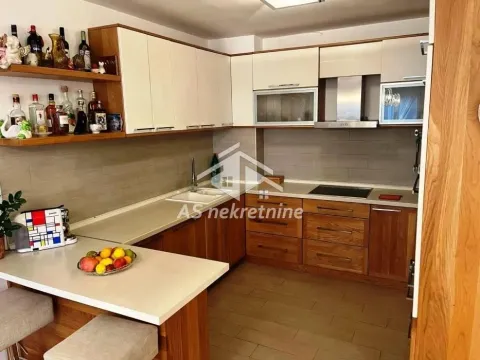 Izdavanje, četvorosoban stan, 93m², Voždovac Sve Podlokacije, Beograd - image 8