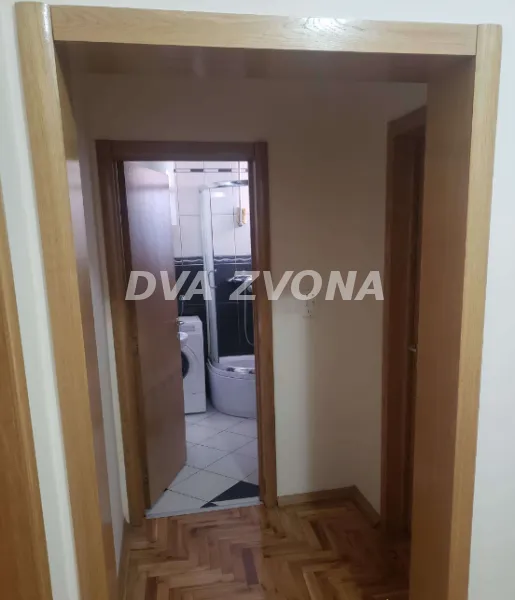 Prodaja, kuća, 350m², Sremska Kamenica, Petrovaradin