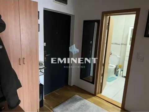 Izdavanje, dvosoban stan, 52m², Južni Bulevar, Vračar Sve Podlokacije - image 8