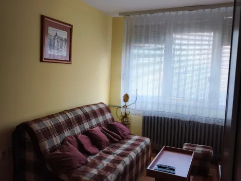 Rent, three bedroom apartment, 70m², Medijana, Niš - image 17