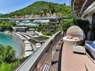 Izdavanje, dvosoban stan, 11111m², Dukley Gardens, Budva - image 1