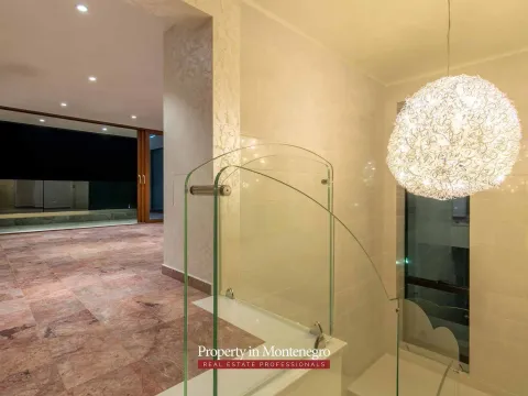 Sale, house, 831m², Bečići, Budva - image 39