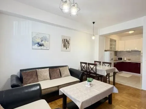 Izdavanje, stan, 60m², City Kvart, Podgorica - image 12