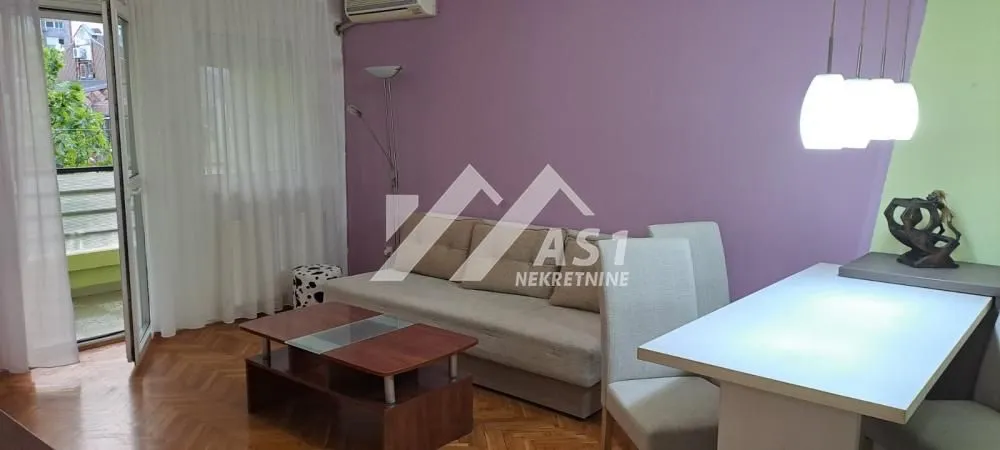 Izdavanje, jednosoban stan, 37m², Liman 1, Novi Sad Sve Podlokacije