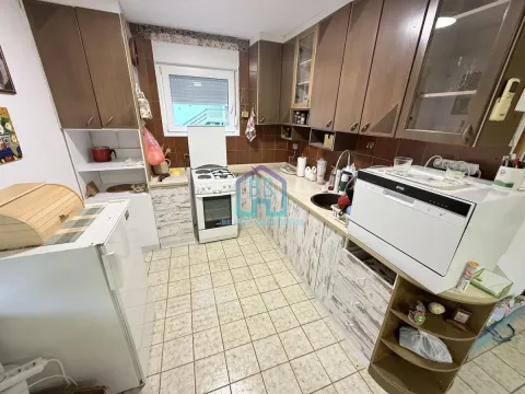 Sale, house, 160m², Slana Bara, Novi Sad Sve Podlokacije - image 9