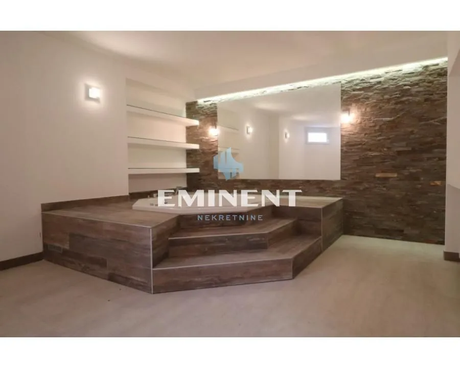 Prodaja, kuća, 300m², Savski Venac, Beograd