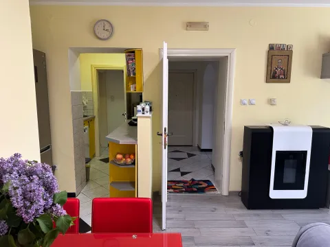 Prodaja, trosoban stan, 65m², Stara varoš, Nikšić - image 4