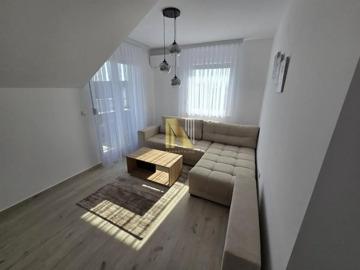 Prodaja, četvorosoban stan, 88m², Adice, Novi Sad Sve Podlokacije