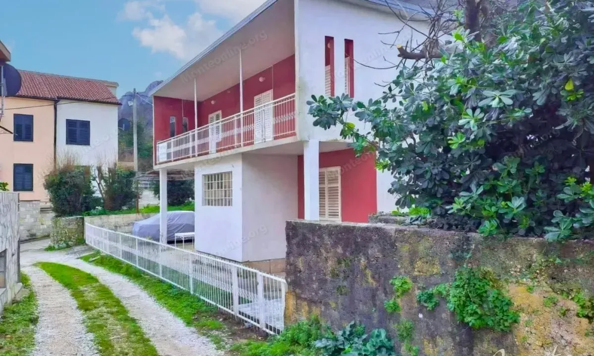 Prodaja, kuća, 150m², Prčanj, Kotor