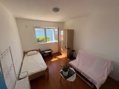 Rent, two bedroom apartment, 49m², Donja Lastva, Tivat - image 5