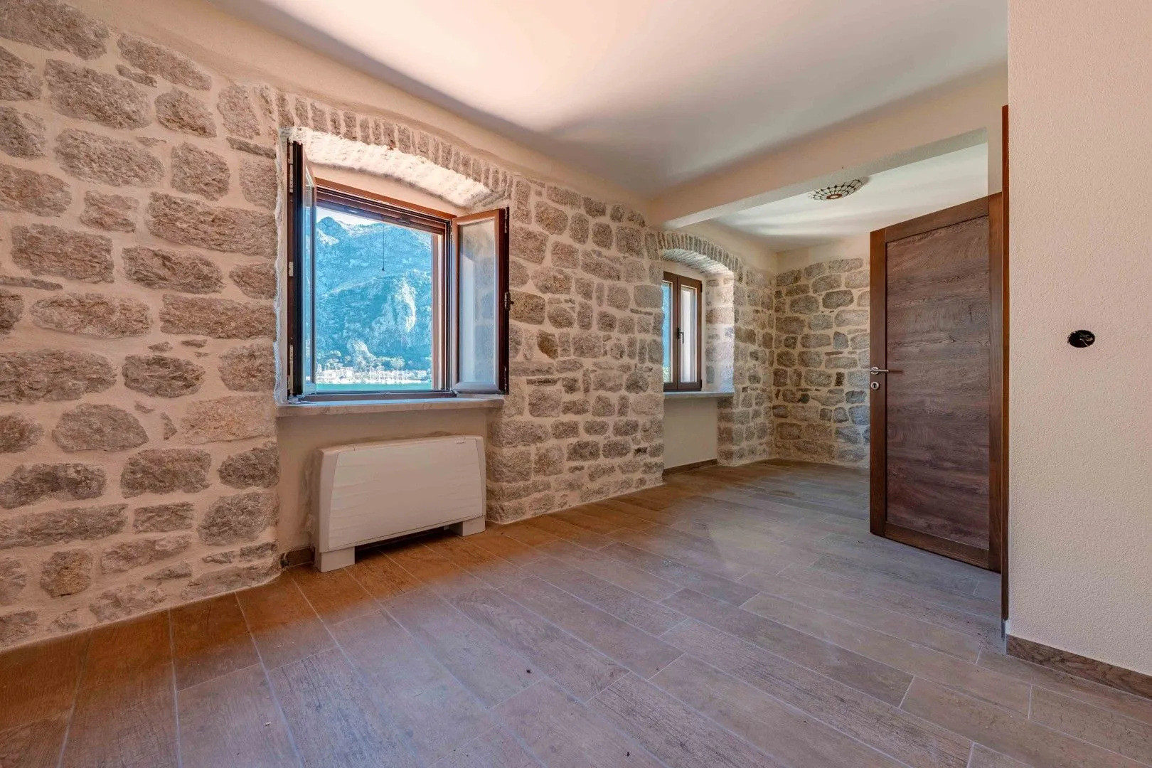Prodaja, kuća, 130m², Muo, Kotor