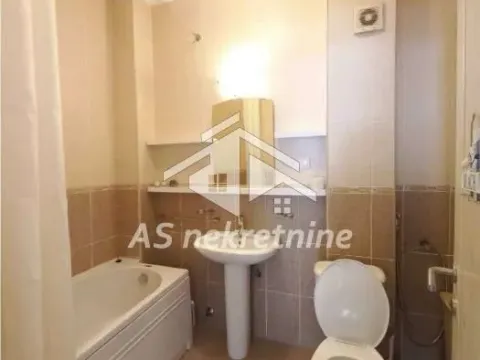 Izdavanje, stan, 56m², Crveni Krst, Beograd - image 10