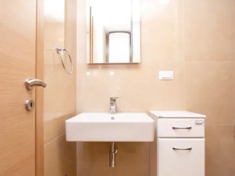 Izdavanje, garsonjera, 35m², Babilonija, Budva - image 11