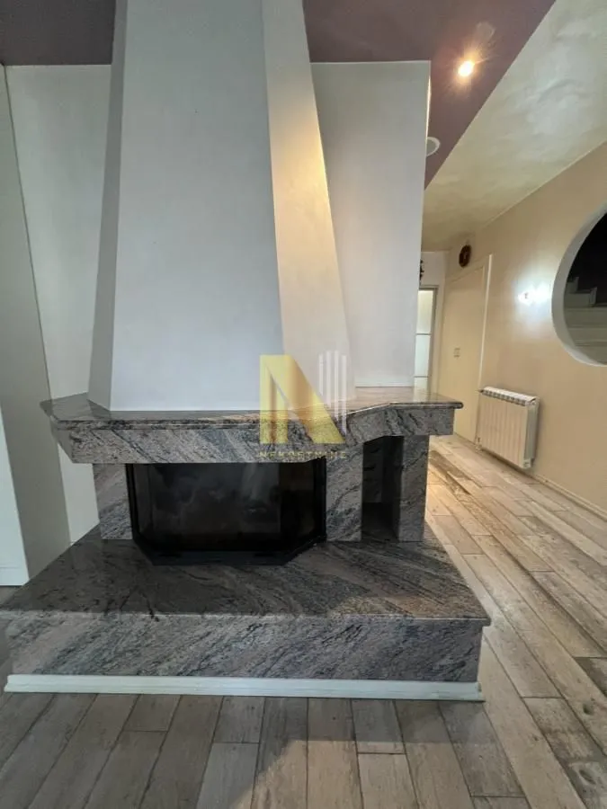 Prodaja, stan, 174m², Bulevar Oslobodjenja, Novi Sad Sve Podlokacije
