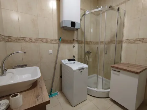 Izdavanje, stan, 66m², Centar, Podgorica - image 6