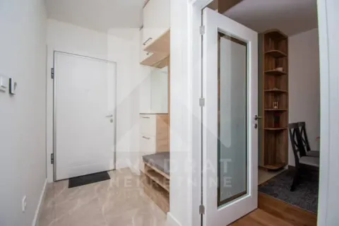 Izdavanje, jednosoban stan, 50m², Tološka šuma, Podgorica - image 16