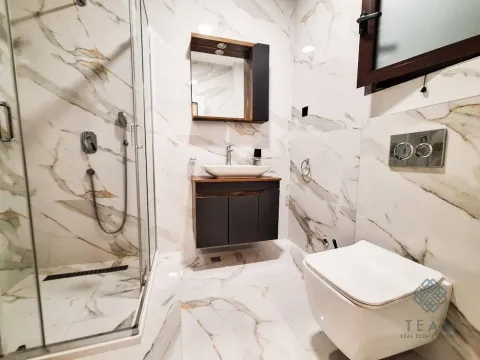 Prodaja, kuća, 200m², Donji Kokoti, Podgorica - image 20