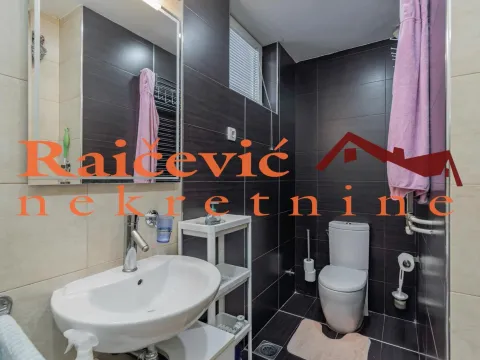 Prodaja, četvorosoban stan, 160m², Zvezdara Sve Podlokacije, Beograd - image 10