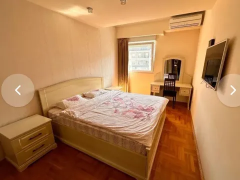 Prodaja, dvosoban stan, 92m², City Kvart, Podgorica - image 2