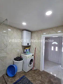 Sale, house, 210m², Surčin, Beograd - image 12