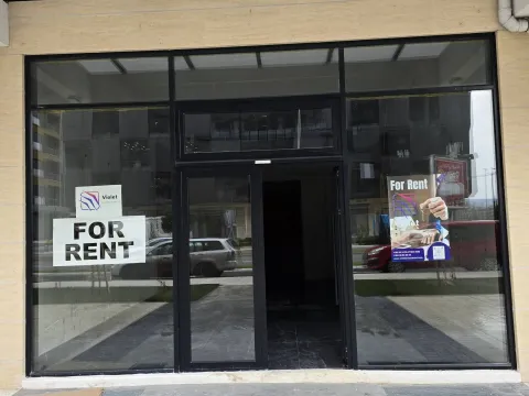 Izdavanje, poslovni prostor, 94m², Central Point, Podgorica - image 5