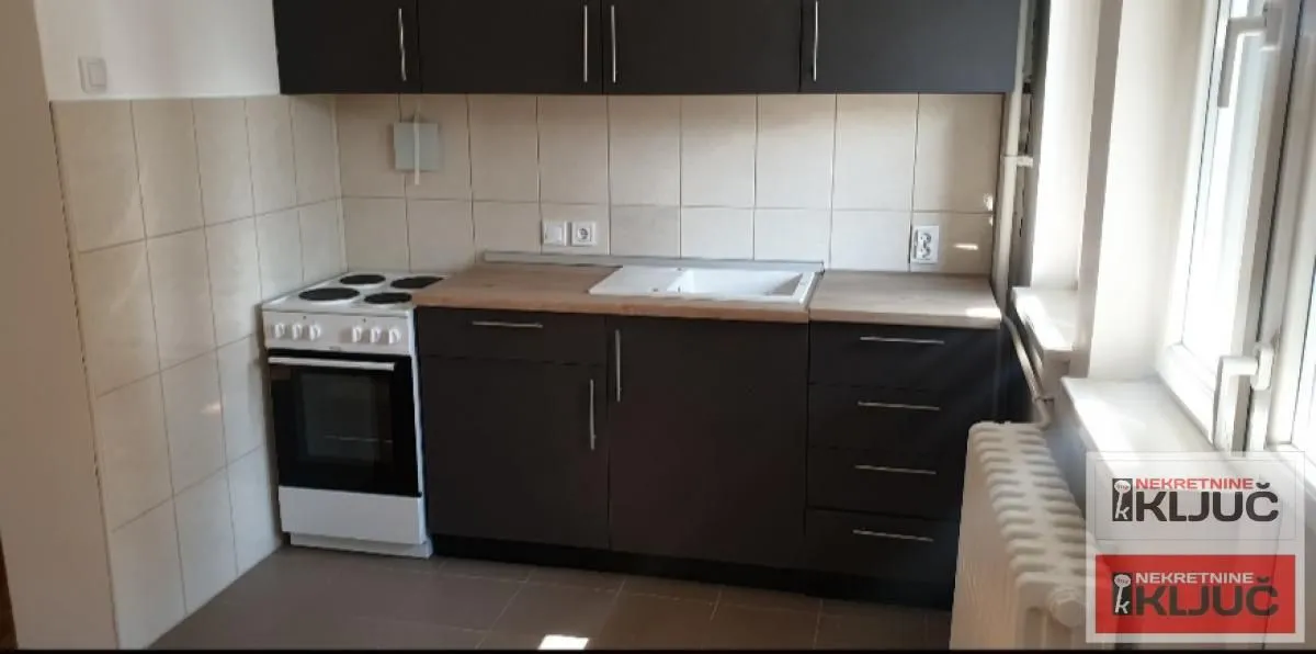 Izdavanje, jednosoban stan, 50m², Bulevar Oslobodjenja, Novi Sad Sve Podlokacije