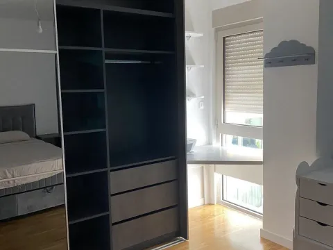 Izdavanje, dvosoban stan, 67m², Bečići, Budva - image 8