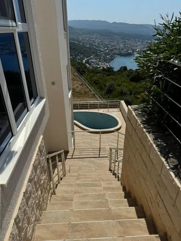 Sale, house, 306m², Dobra Voda, Budva