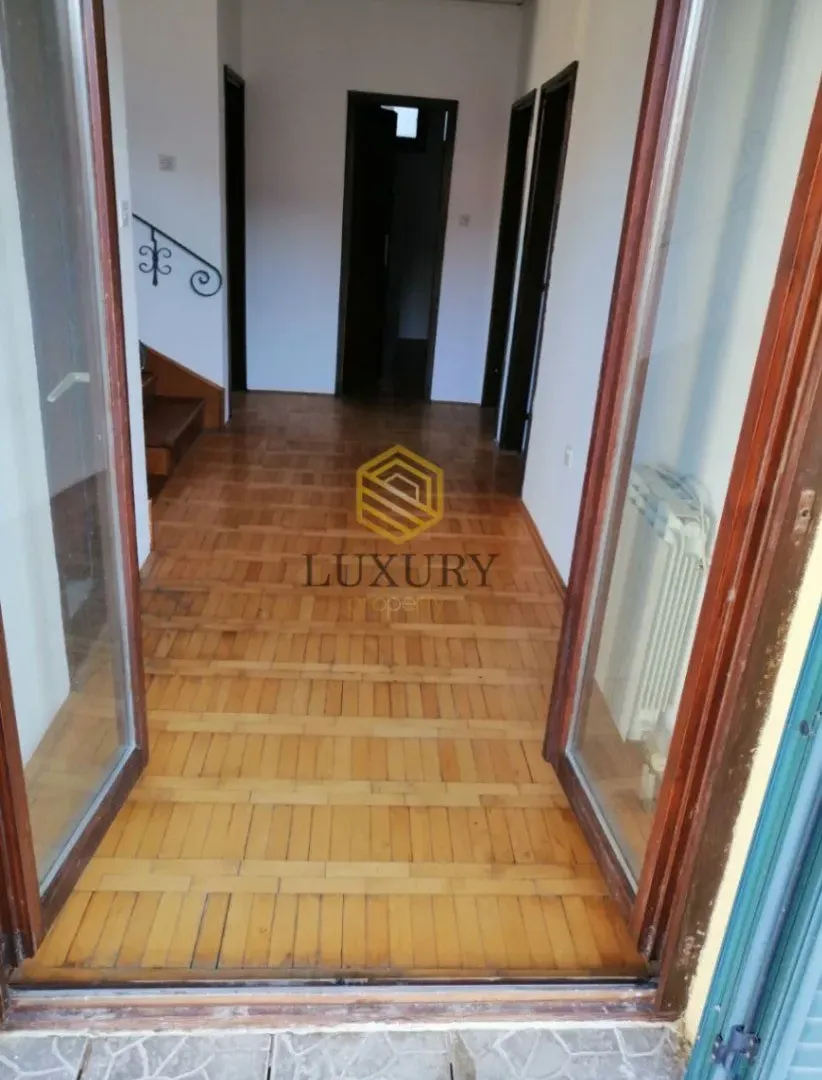 Rent, house, 300m², City Kvart, Podgorica