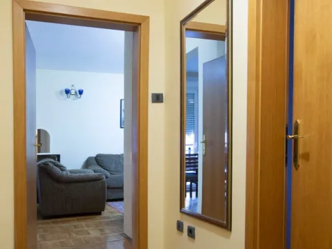 Izdavanje, jednosoban stan, 50m², Ljubović, Podgorica - image 6