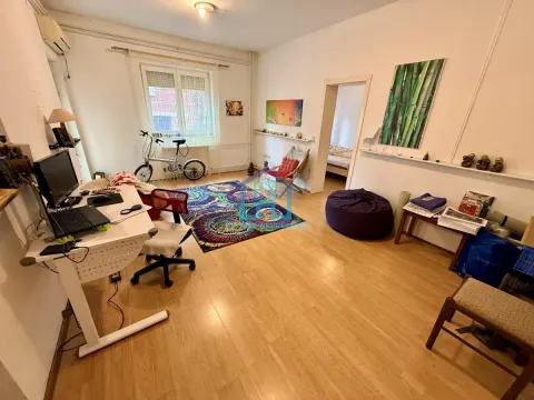 Prodaja, dvosoban stan, 48m², Stari grad, Novi Sad - image 2