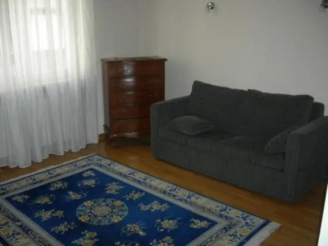 Rent, four bedroom apartment, 110m², Stari Grad, Beograd