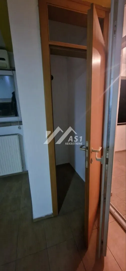 Izdavanje, dvosoban stan, 55m², Petrovaradin, Novi Sad